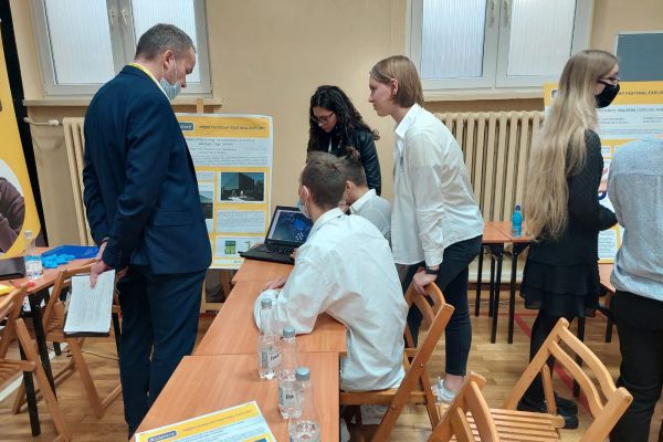 młodzież ZSB i KU na Festiwalu